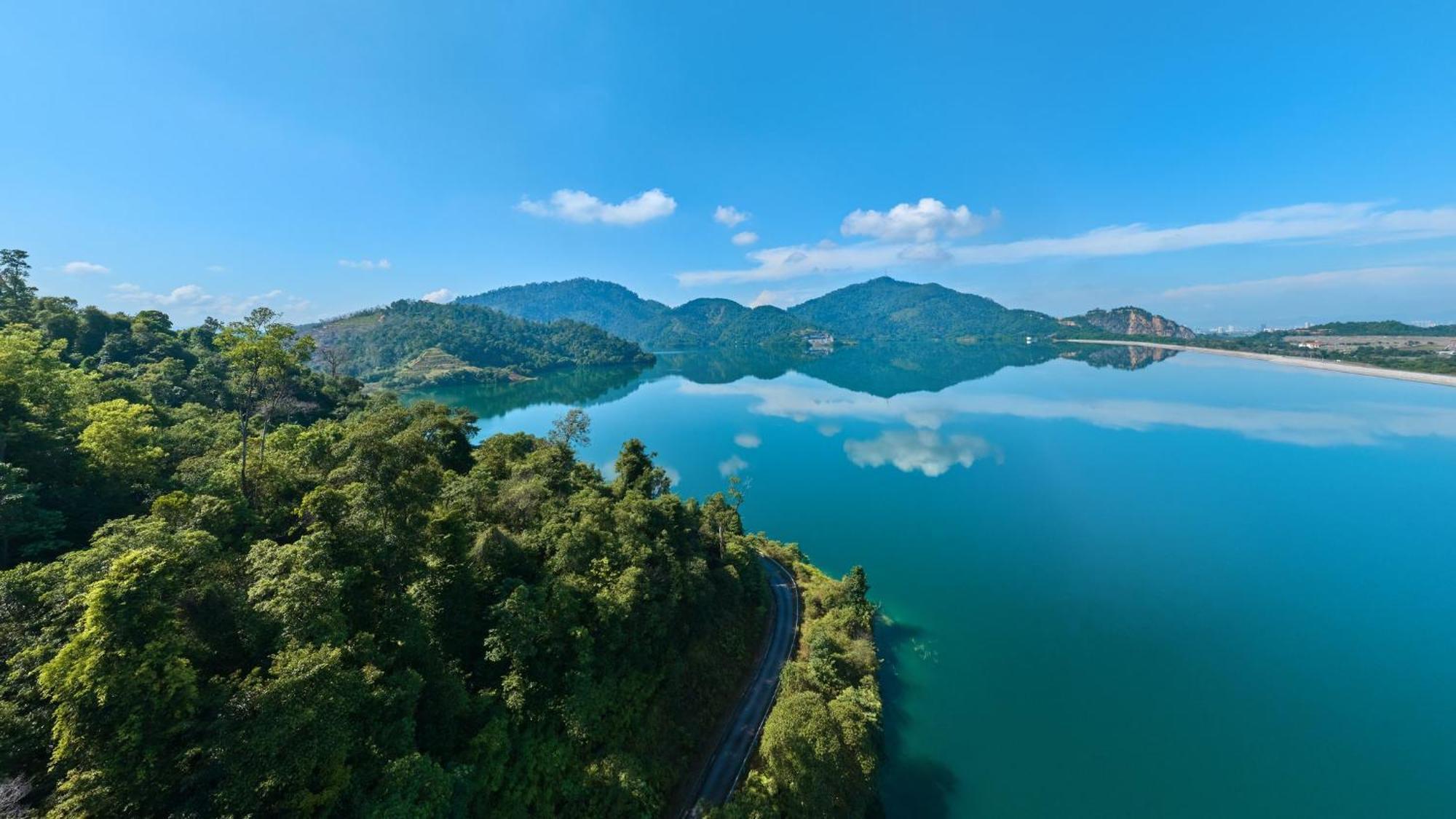 Holiday Inn & Suites Penang Prai By Ihg Bukit Mertajam Luaran gambar
