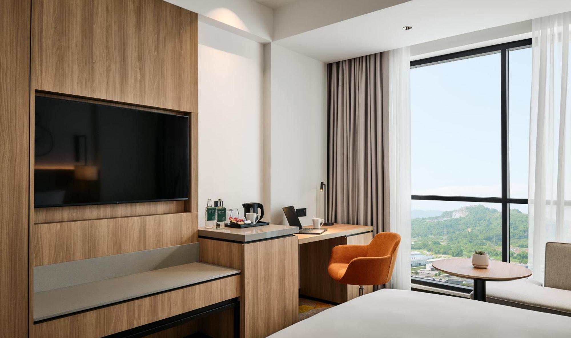 Holiday Inn & Suites Penang Prai By Ihg Bukit Mertajam Luaran gambar